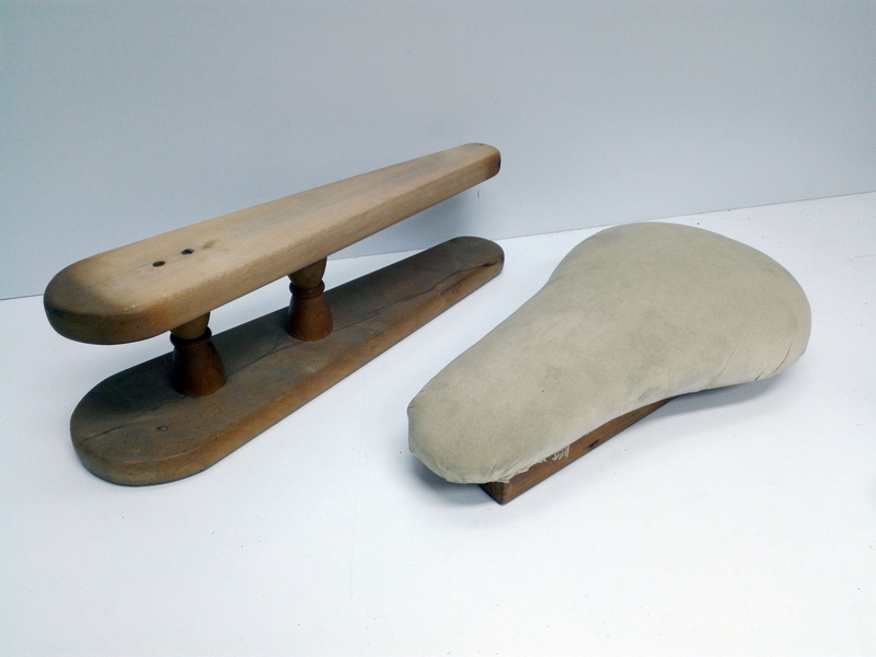 brazo planchar sastre madera tela 28x63x30 1u